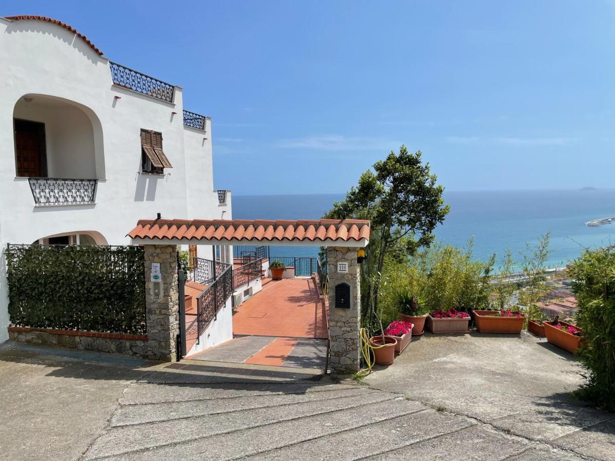 Sotto Le Stelle ...Il Mare Pietra Ligure Exterior foto