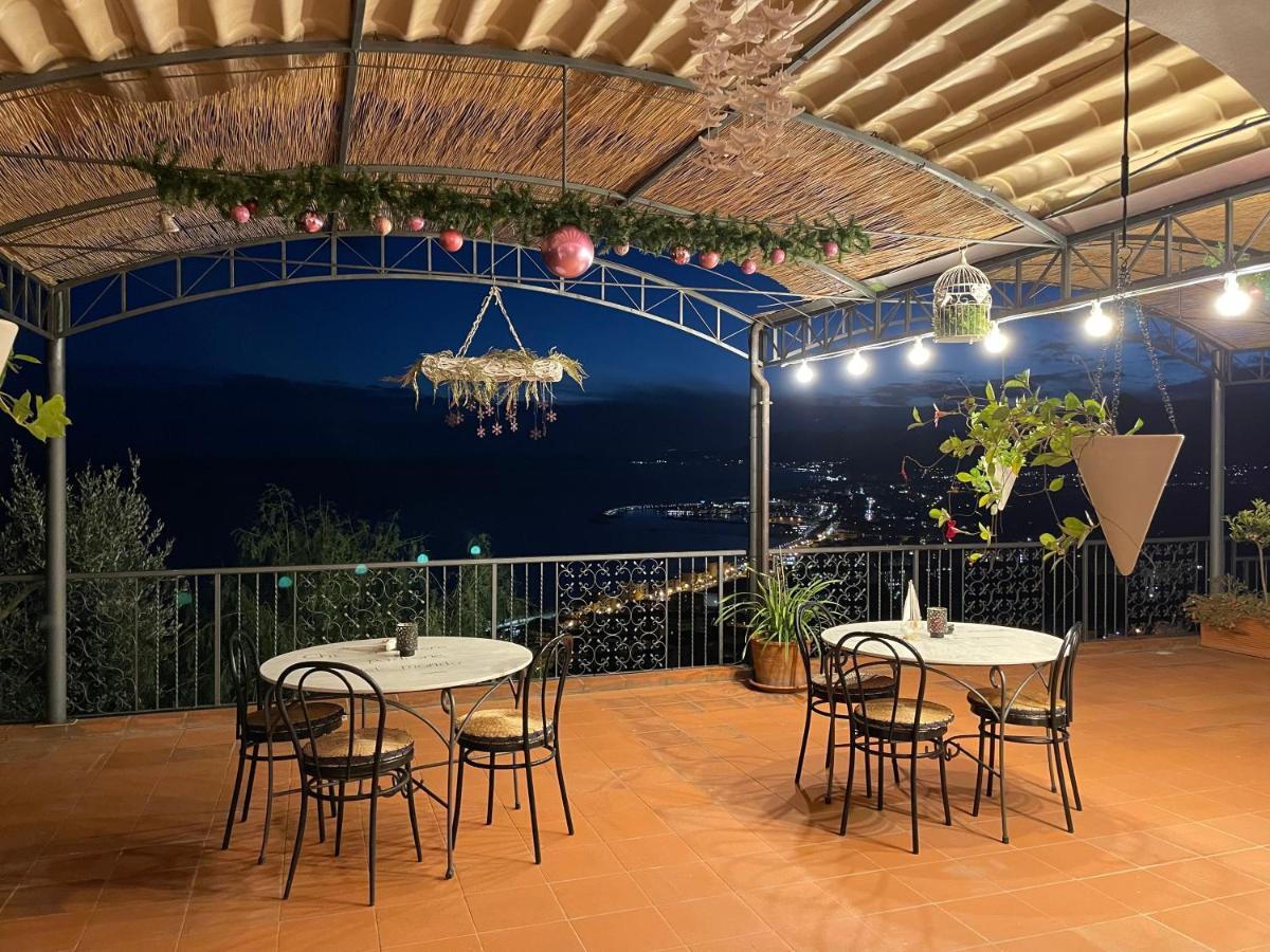 Sotto Le Stelle ...Il Mare Pietra Ligure Exterior foto